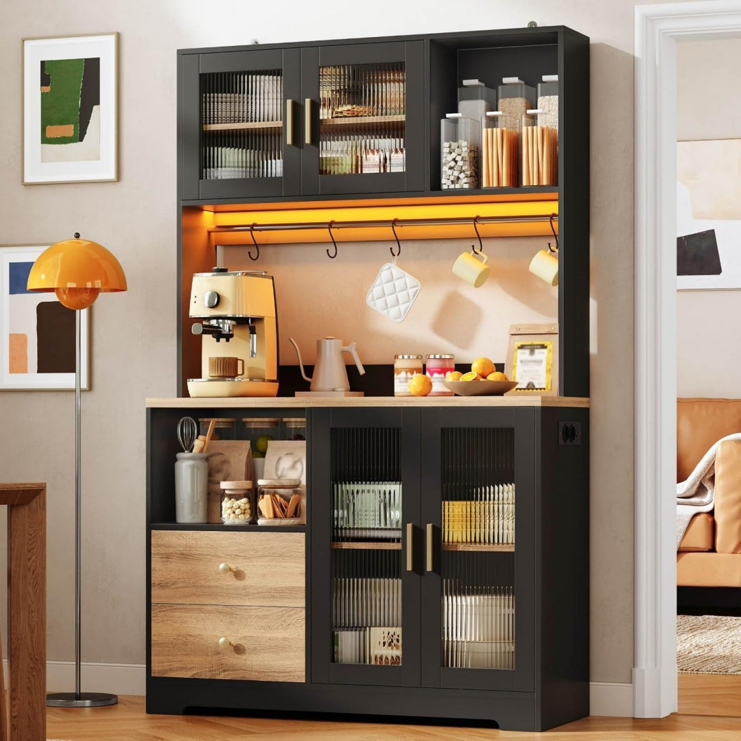 Buffet gris, quatre portes, fabrication verre trempe, finition soignee